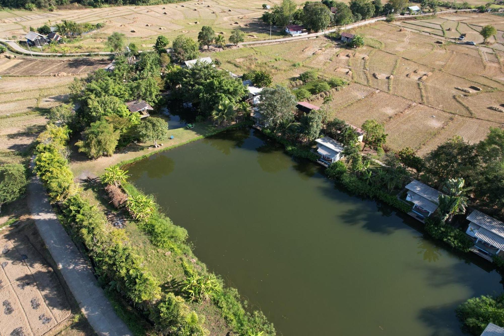 Вілла Bueng Pai Farm บึงปายฟาร์ม Екстер'єр фото