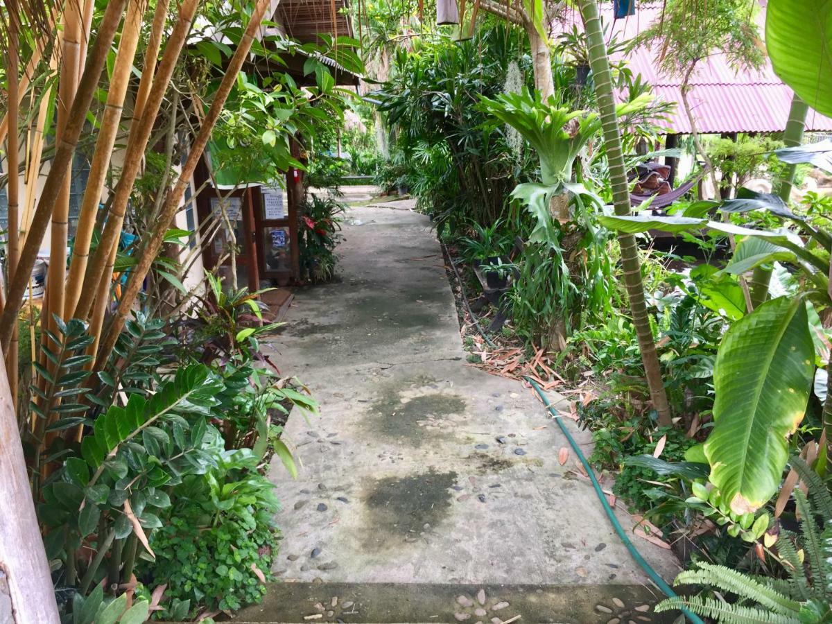 Вілла Bueng Pai Farm บึงปายฟาร์ม Екстер'єр фото